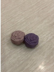 2 flower shaped hijab magnets