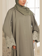 Malka Abaya