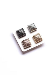 Metallic Hijab Magnets (Pyramid) - Set of 4