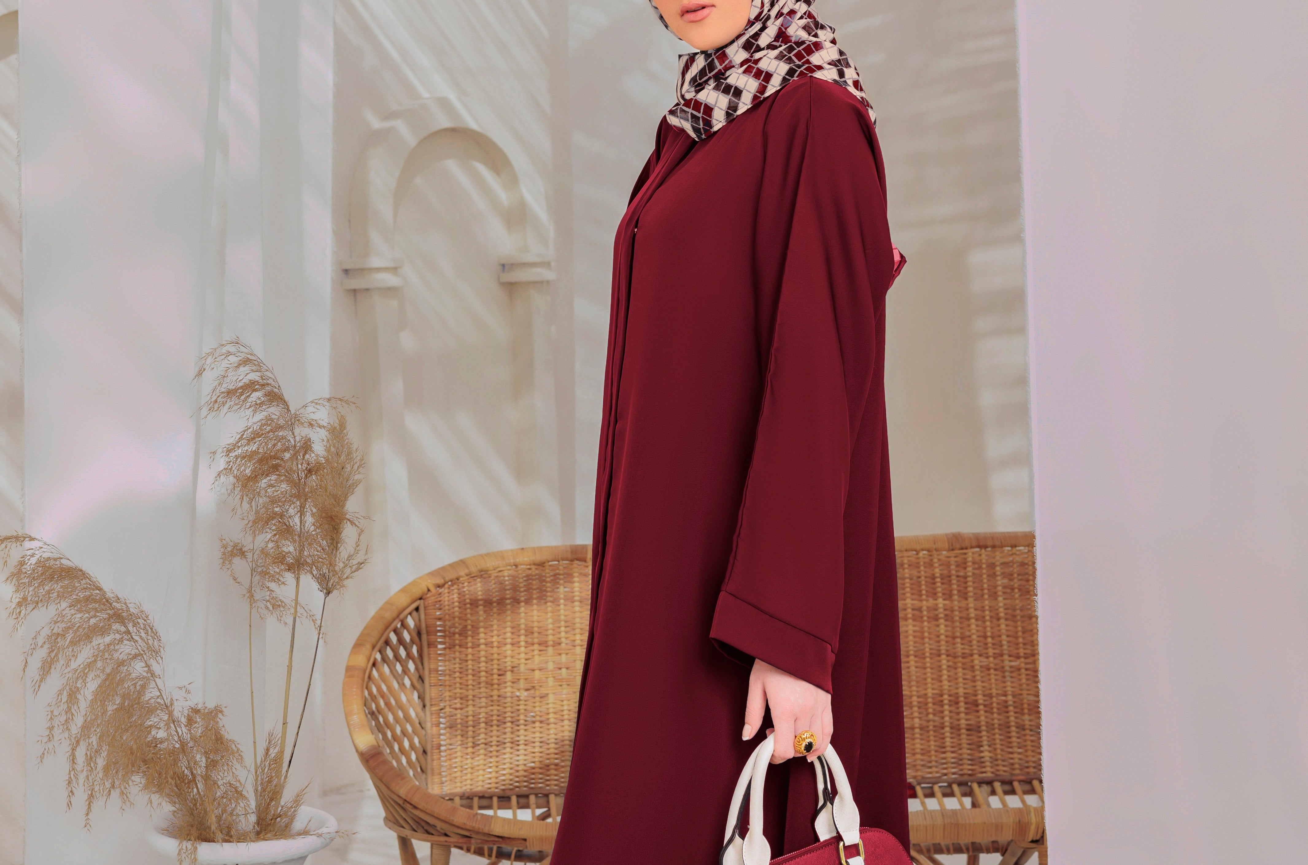 Hajra Abaya