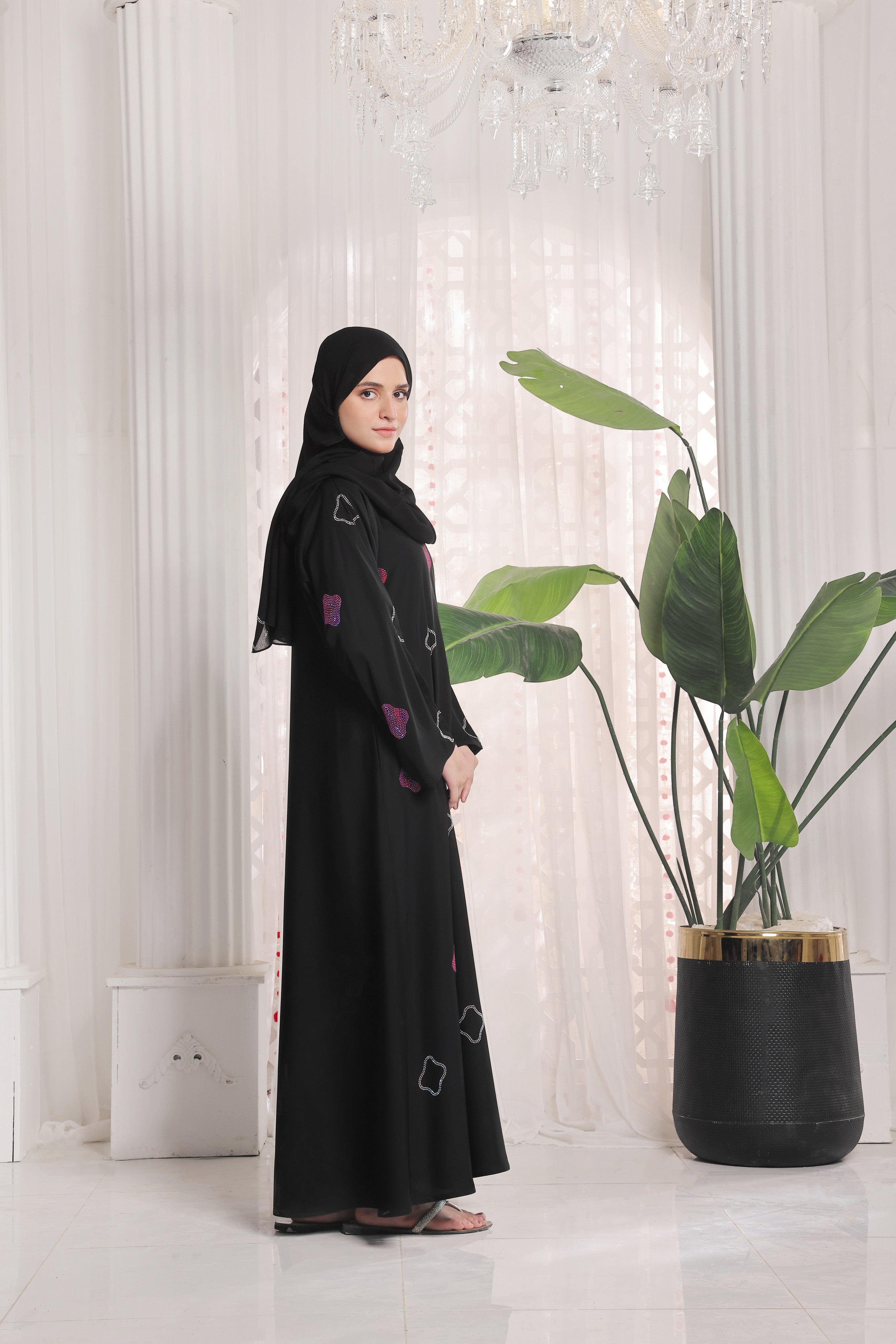 Muneeza Black Abaya