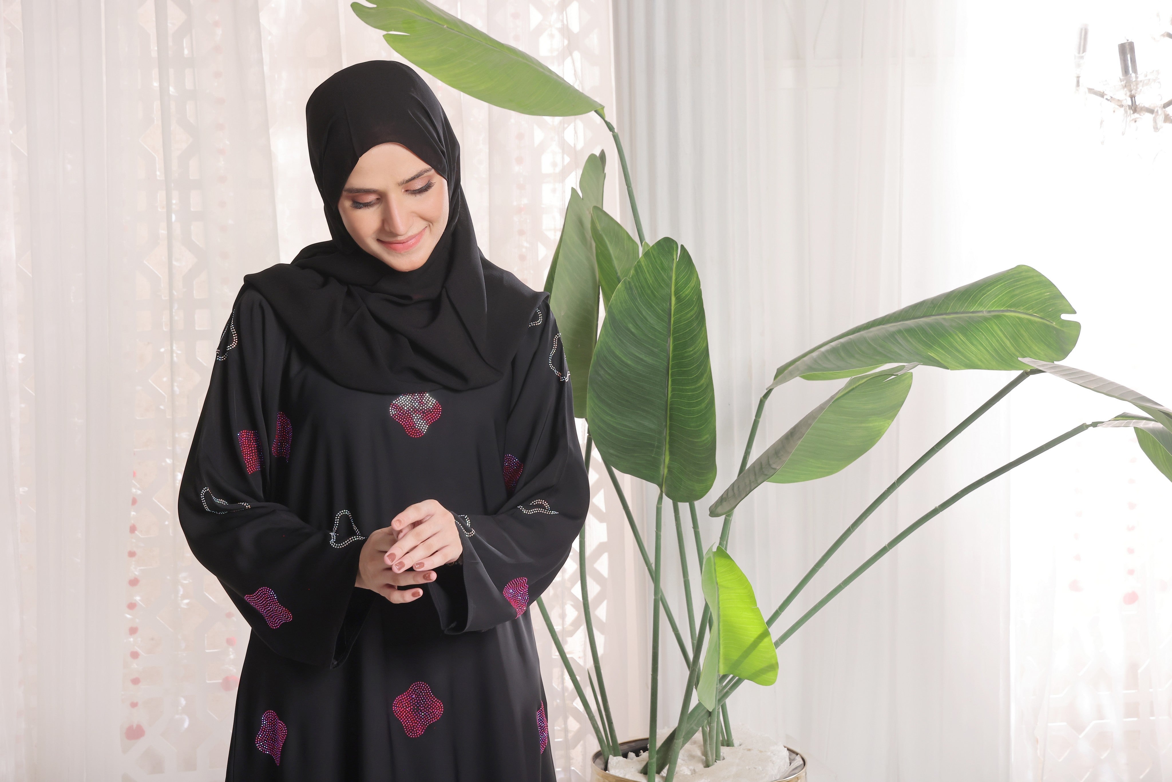 Muneeza Black Abaya