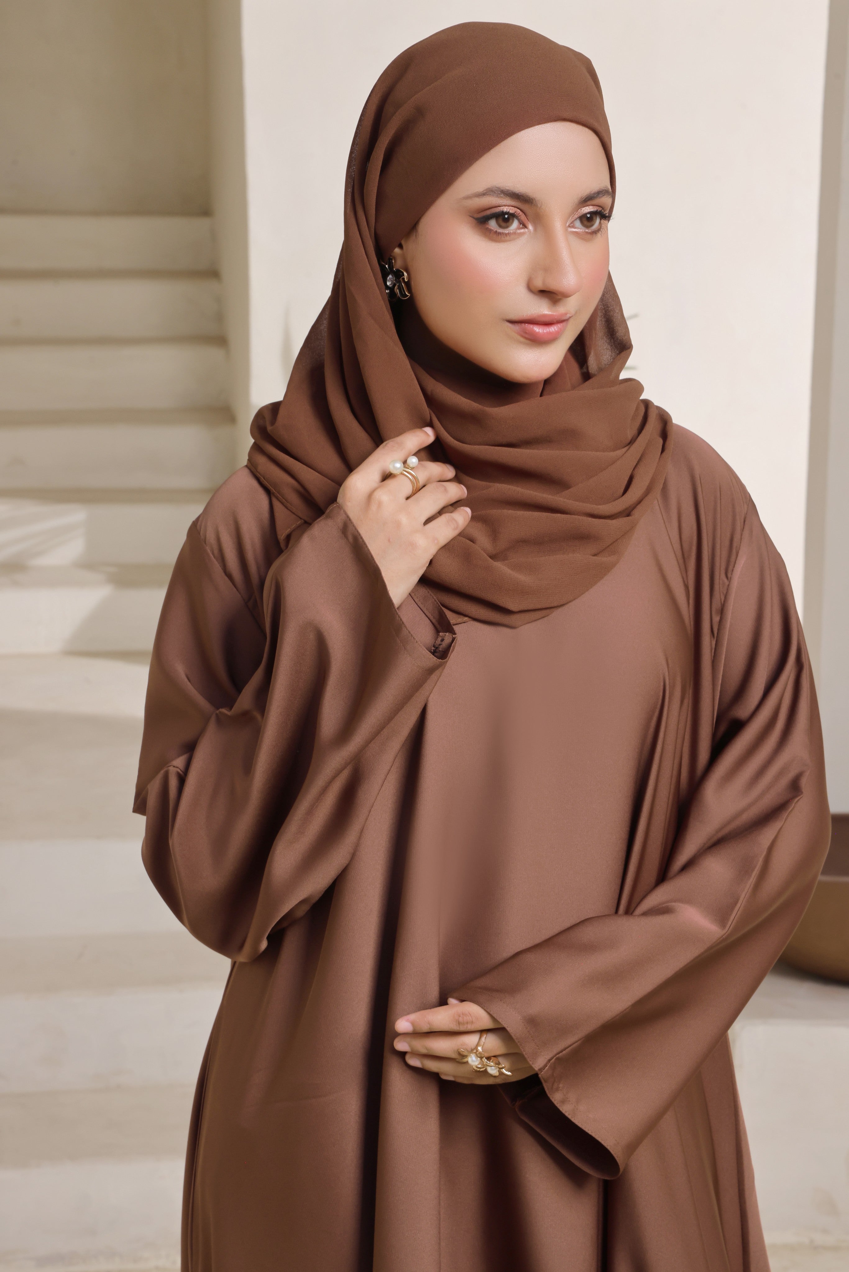 Brown Lapris