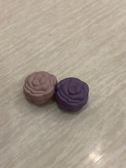 2 flower shaped hijab magnets