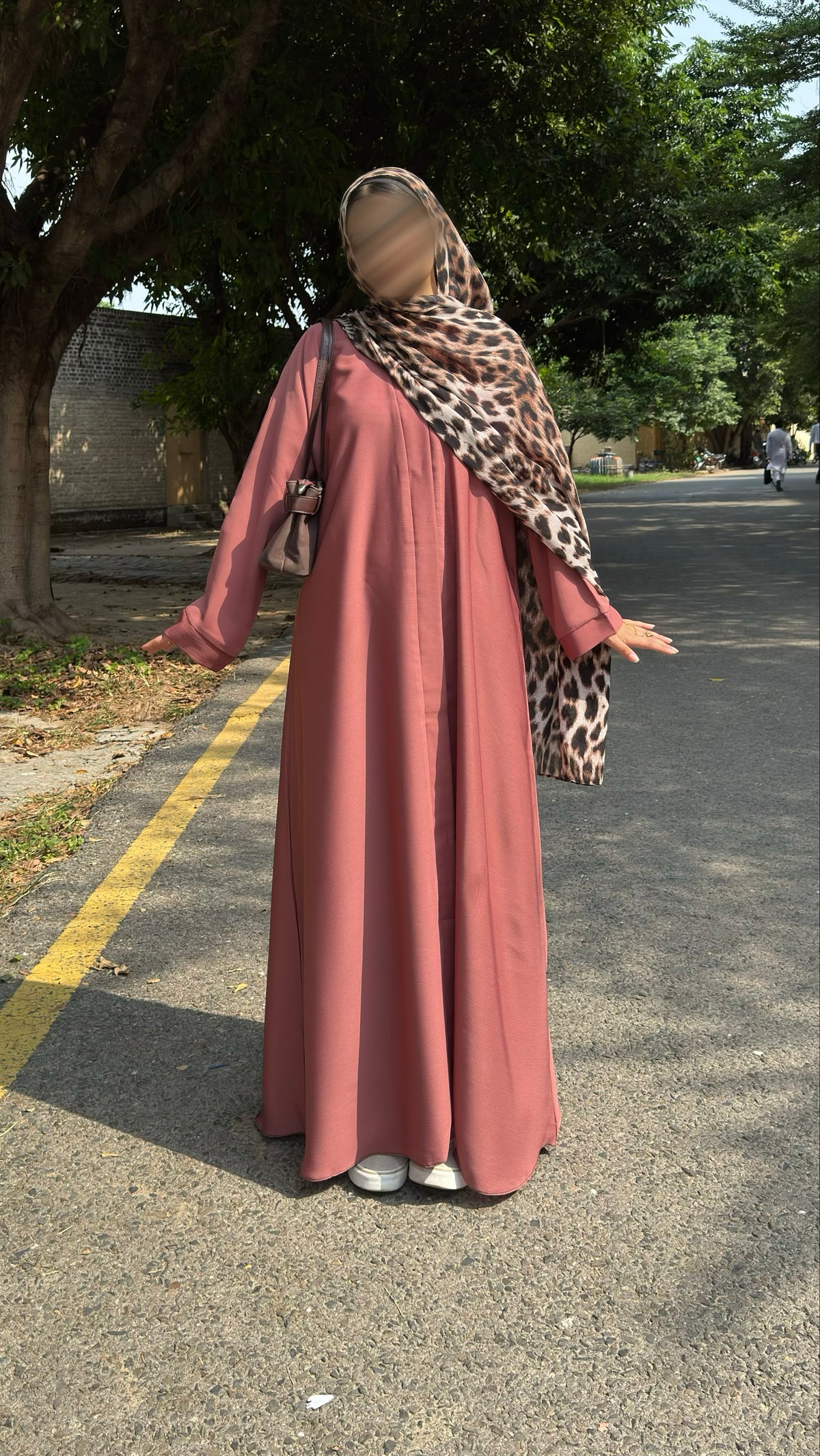 Premium Kashmiri Pink With Printed scarf ( FLAT 60% OFF)