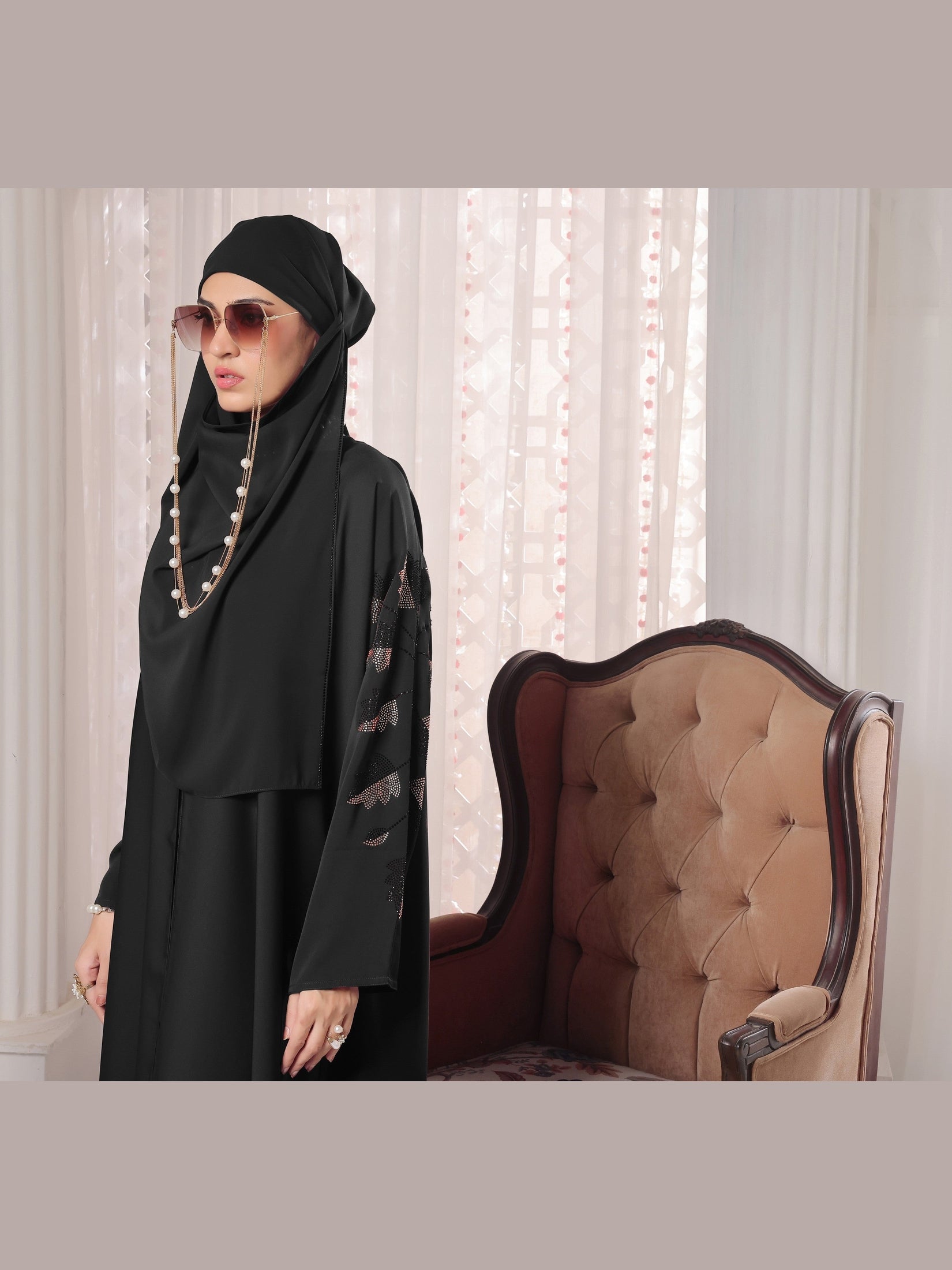 Black Leaf Abaya