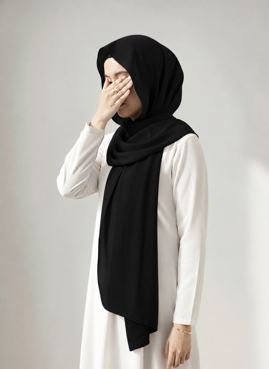 Instant Chiffon Hijab With Magnet And Attatched Tube Cap - Black