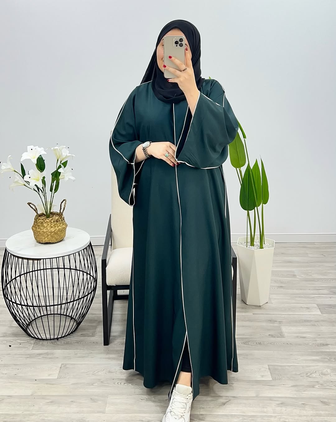 “Green Premium Double Piping Front-Open Abaya with Black Scarf – Highly Recommended”