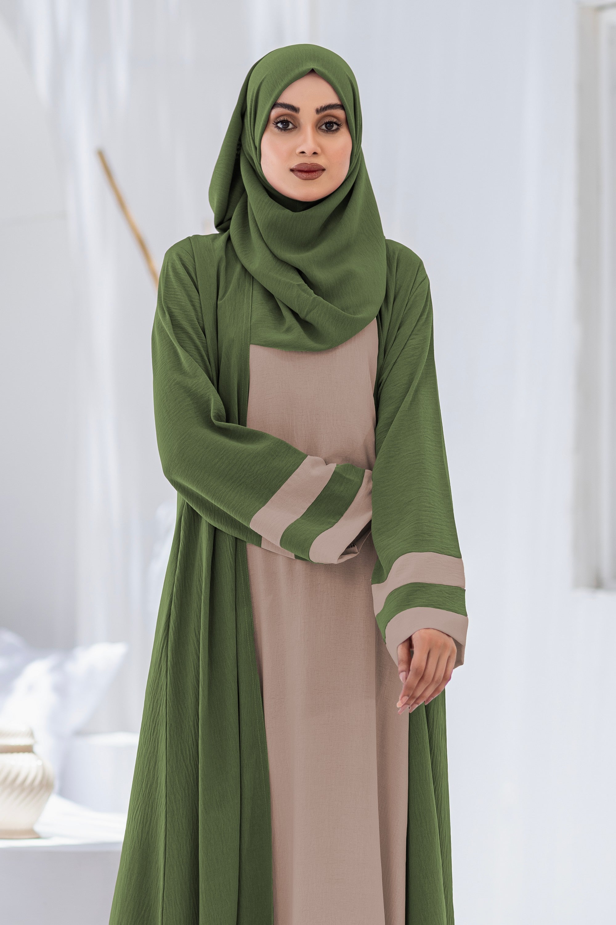 Mubina Green Abaya