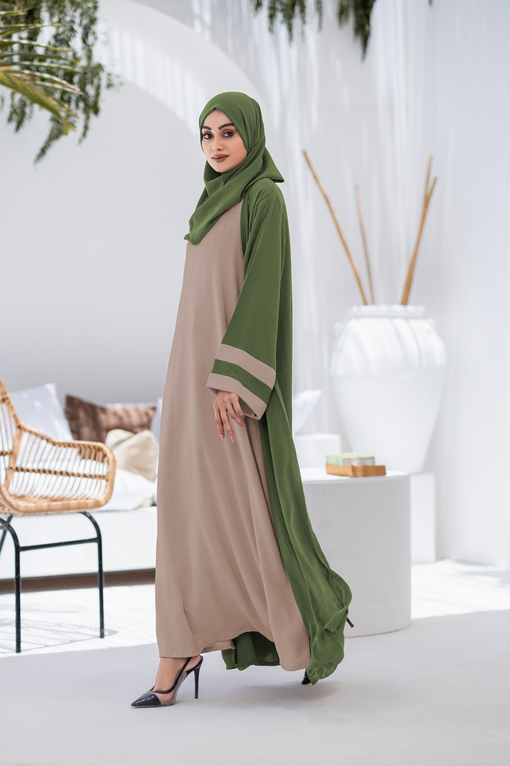 Mubina Green Abaya