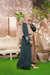 Nazli Abaya