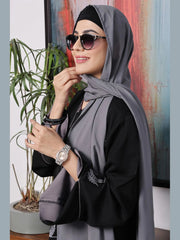 Nusrat abaya